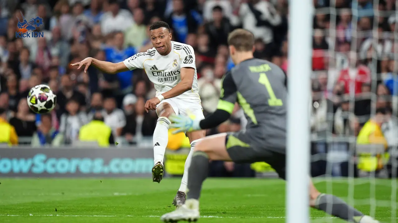 KickIDN menyajikan analisis hasil Madrid vs Bayern 1-2, gol Mbappe tak cukup selamatkan Los Blancos