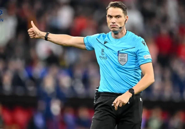 Wasit Sandro Scharer memimpin laga PSG vs Bayern di semifinal Liga Champions 2026, analisis KickIDN