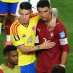 James Rodriguez berbincang dengan Cristiano Ronaldo di lorong stadion Miami usai laga Piala Dunia 2026