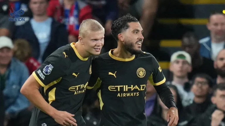 LIVEBOLA - Rayan Cherki dan Erling Haaland rayakan kemenangan Manchester City atas Crystal Palace 4-1 di Selhurst Park, Liga Inggris 2026/2027